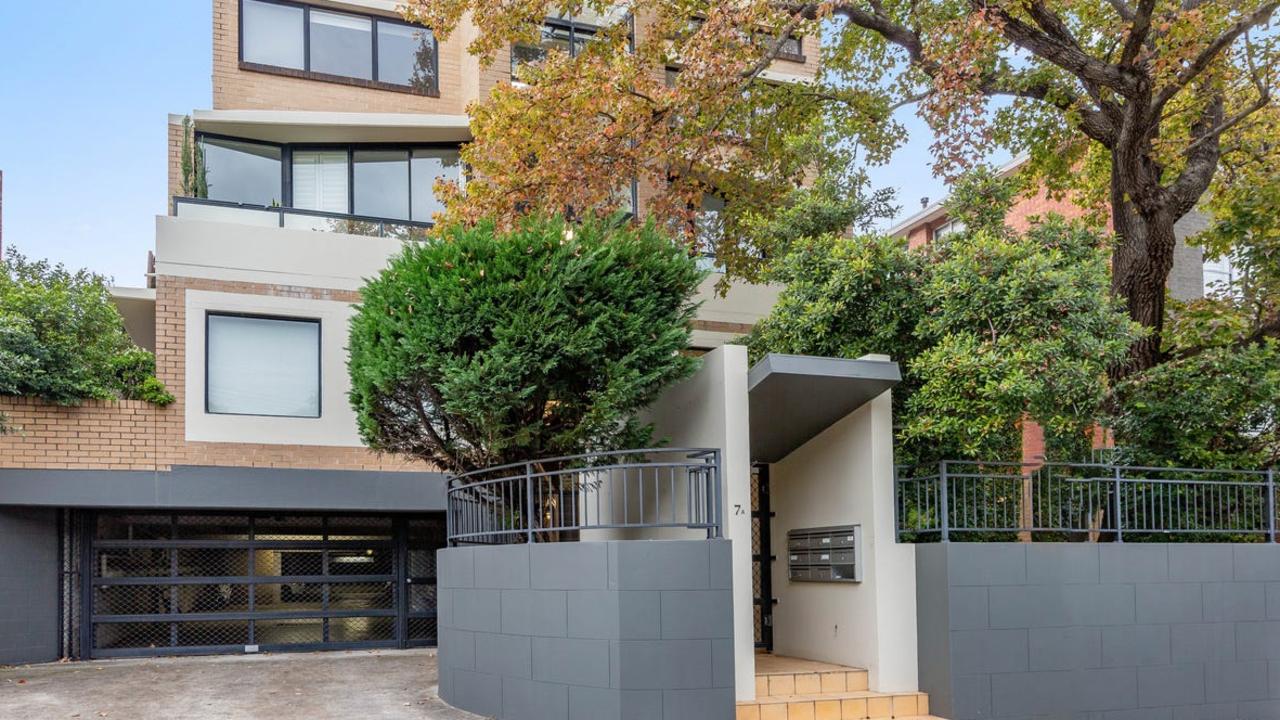 The block is close to the light rail, Randwick village, beaches and Centennial Park.