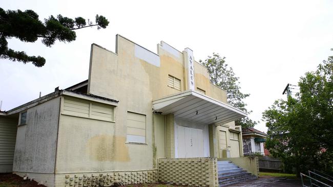 The heritage listed, art deco Avalon Theatre. Picture: Elise Searson