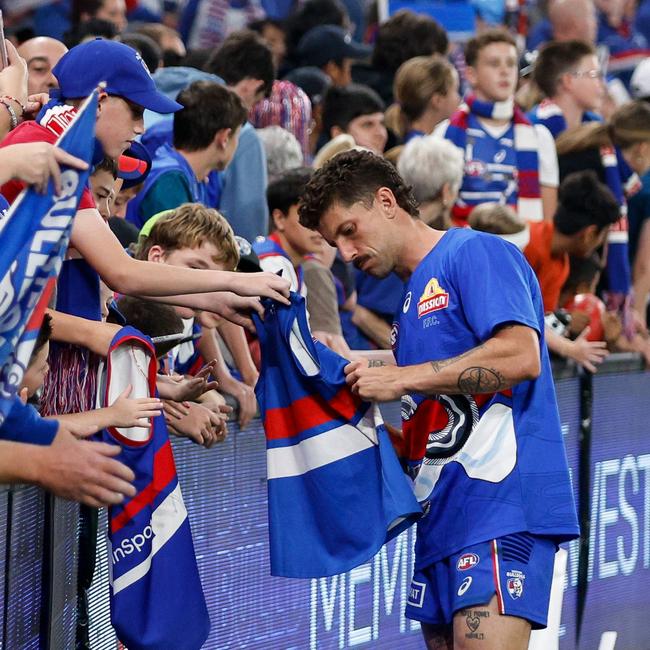 Western Bulldogs veteran Tom Liberatore will play on until at least the end of 2025 after signing a new one-year contract extension. Picture: Dylan Burns / Getty Images