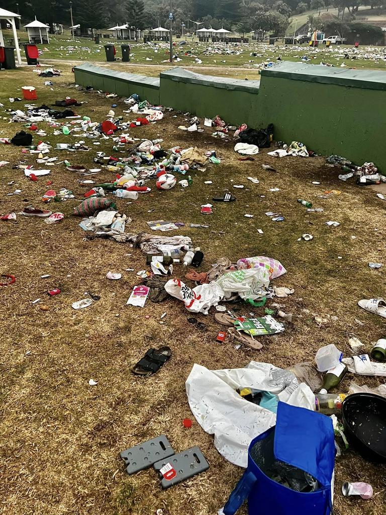 Bronte Beach, Sydney, trashed by Christmas Day partiers Herald Sun