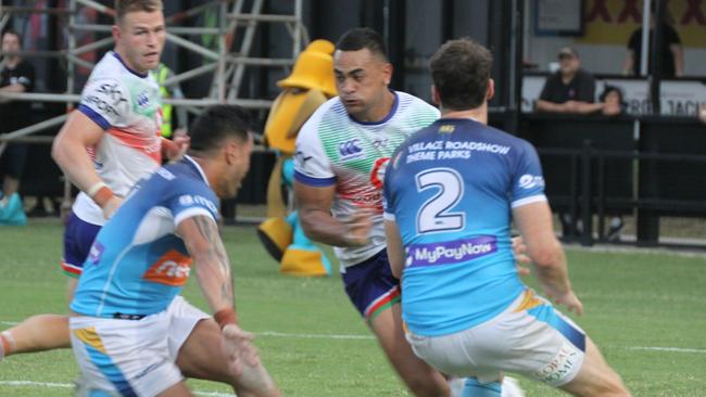 A fast and furious game between the Gold Coast Titans and New Zealand Warriors at Oakes Oval, Lismore on February 27, 2021, ended in a tie 12-all. Photo: Alison Paterson