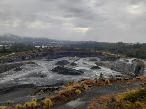 Update aerial shot of Oxenford quarry on the Gold Coast in 2021.