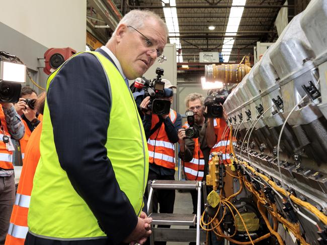 MELBOURNE, AUSTRALIA - NewsWire Photos - April 04, 2022:  Prime Minister Scott Morrison visits William Adams CAT in Clayton. Picture: NCA NewsWire / David Geraghty.