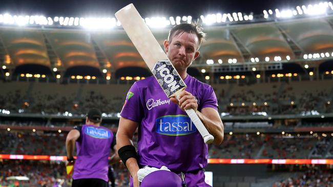 D’Arcy Short acknowledges the crowd after his century during the Big Bash League match between the Perth Scorchers and the Hobart Hurricanes. Picture: JAMES WORSFOLD/GETTY IMAGES