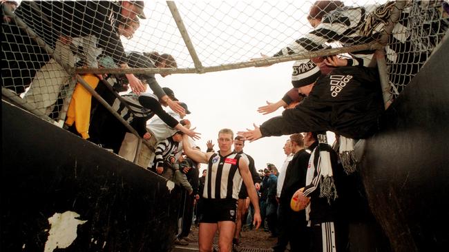 Nathan Buckley and the Victoria Park crowd at the final match played at the ground.