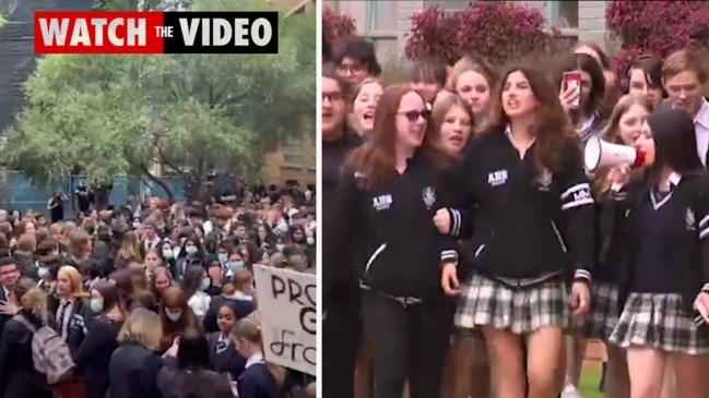 Female students at Adelaide High School protest 'sexist culture' on their campus (9 News)