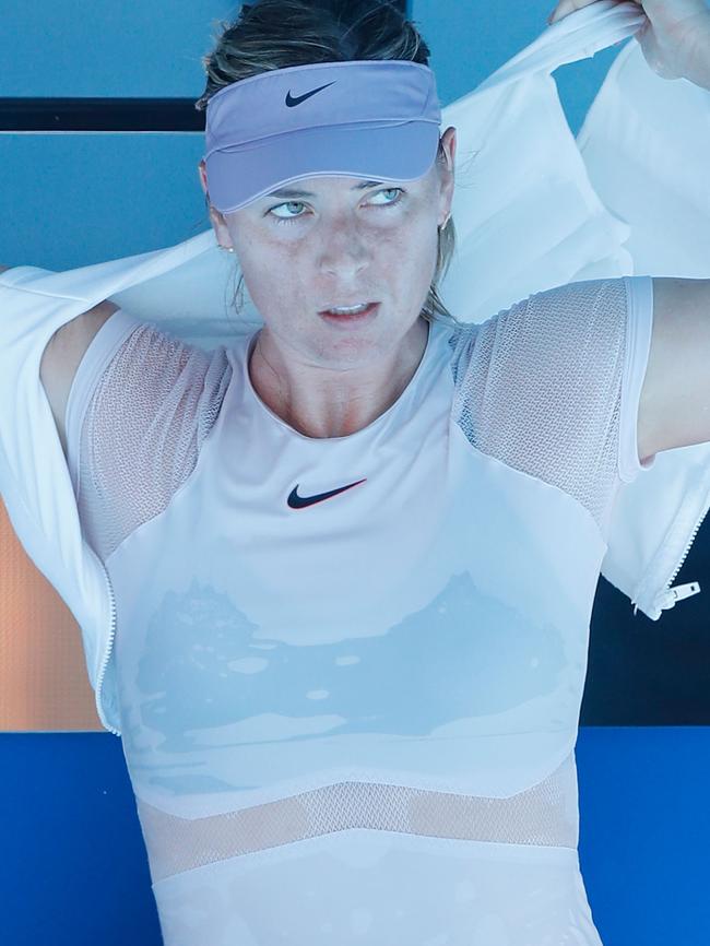 Maria Sharapova tries to reduce her temperature between games. Picture: Getty Images