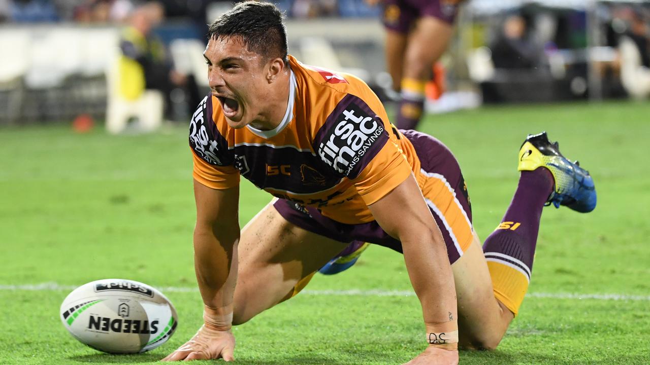 The Broncos are inching closer to re-signing Kotoni Staggs. (AAP Image/Dave Hunt)