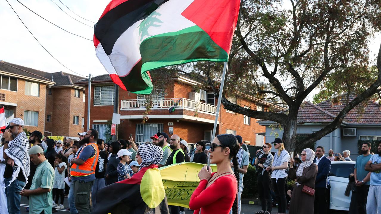 The crowd was told that all lives count as the world marked the first anniversary of the October 7 Hamas attacks on Israel that has led to a year of increased conflict and thousands of deaths. Picture: NewsWire / Gaye Gerard