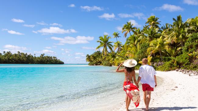 Tapuaetai (One Foot Island), a small islet in the south-east of the lagoon of Aitutaki, Cook Islands.