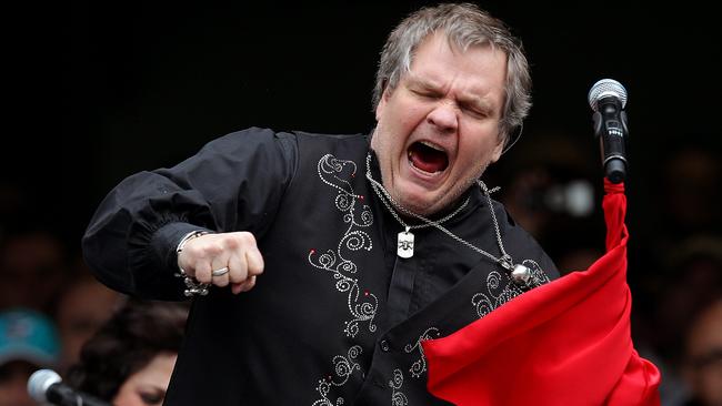 2011 Grand Final will be remembered for Meat Loaf’s painful vocals. Oh and someone won a flag.