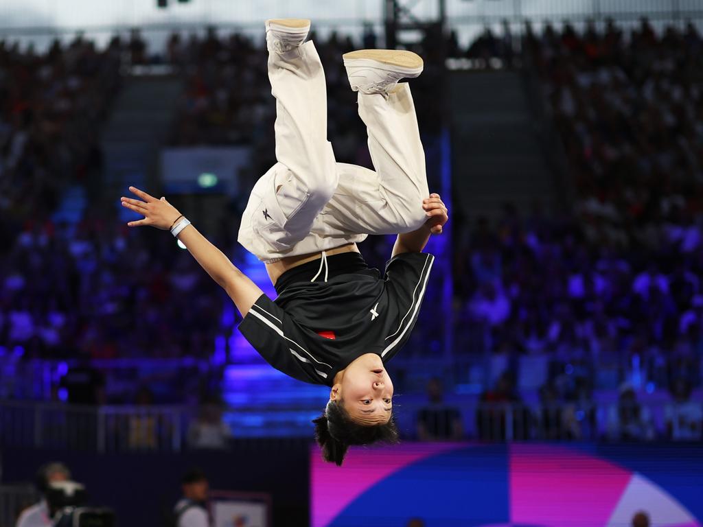 China’s B-Girl 671 breaking her way to bronze. Picture: Elsa/Getty Images