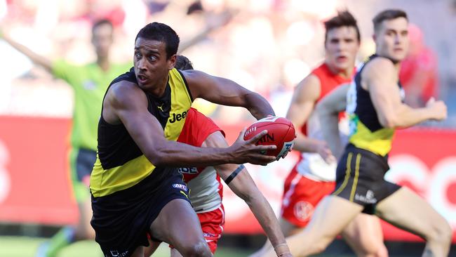 Derek Eggmolesse-Smith in action for Richmond in 2021. Picture: Michael Klein