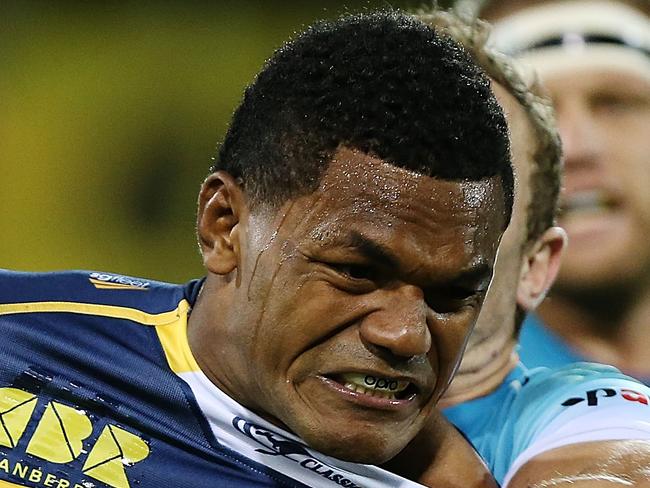 CANBERRA, AUSTRALIA - APRIL 04: Henry Speight of the Brumbies is tackled during the round eight Super Rugby match between the Brumbies and the Cheetahs at GIO Stadium on April 4, 2015 in Canberra, Australia. (Photo by Stefan Postles/Getty Images)