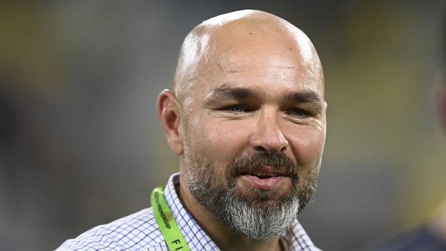 TOWNSVILLE, AUSTRALIA - JUNE 16: Cowboys coach Todd Payten talks to his players after the round 16 NRL match between North Queensland Cowboys and Penrith Panthers at Qld Country Bank Stadium on June 16, 2023 in Townsville, Australia. (Photo by Ian Hitchcock/Getty Images)