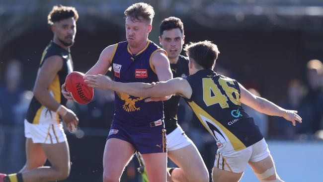 EFL heavyweights Vermont and Balwyn do battle last season. Picture: David Crosling