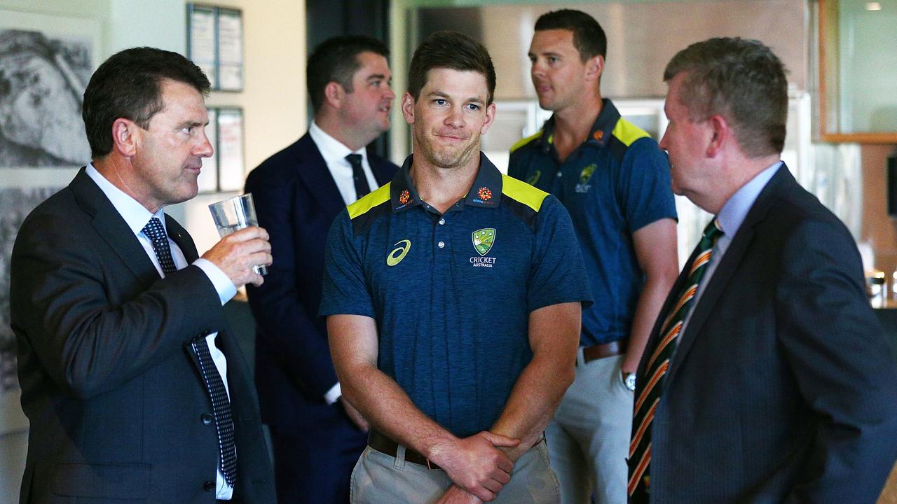 Taylor, left, at a press conference in the wake of Sandpapergate. Picture: Michael Dodge/Getty Images