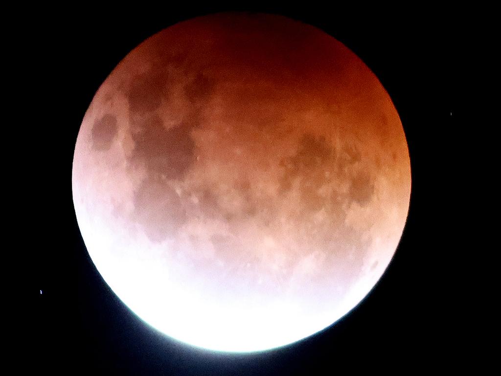 Super Blood Moon Pictures Canberra Sydney Brisbane