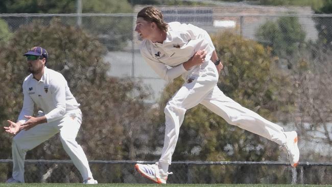 Luke Stow bowling for Kingston Hawthorn. Hes produced with the bat on Saturday to steer the Hawks home. Picture: Valeriu Campan