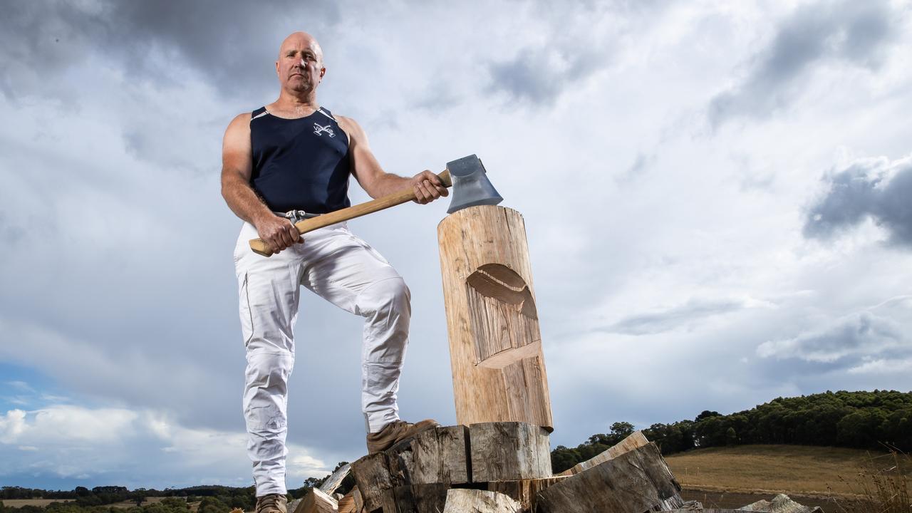 ‘Dead ends’: Wood chopping facing the axe