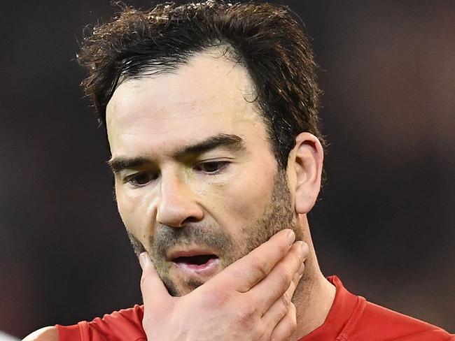 MELBOURNE, AUSTRALIA - JUNE 30:  Jordan Lewis of the Demons looks dejected after losing the round 15 AFL match between the Melbourne Demons and the Sydney Swans at Melbourne Cricket Ground on June 30, 2017 in Melbourne, Australia.  (Photo by Quinn Rooney/Getty Images)