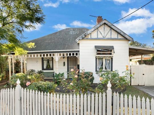 270 Neerim Rd, Carnegie - FOR HERALD SUN REAL ESTATE
