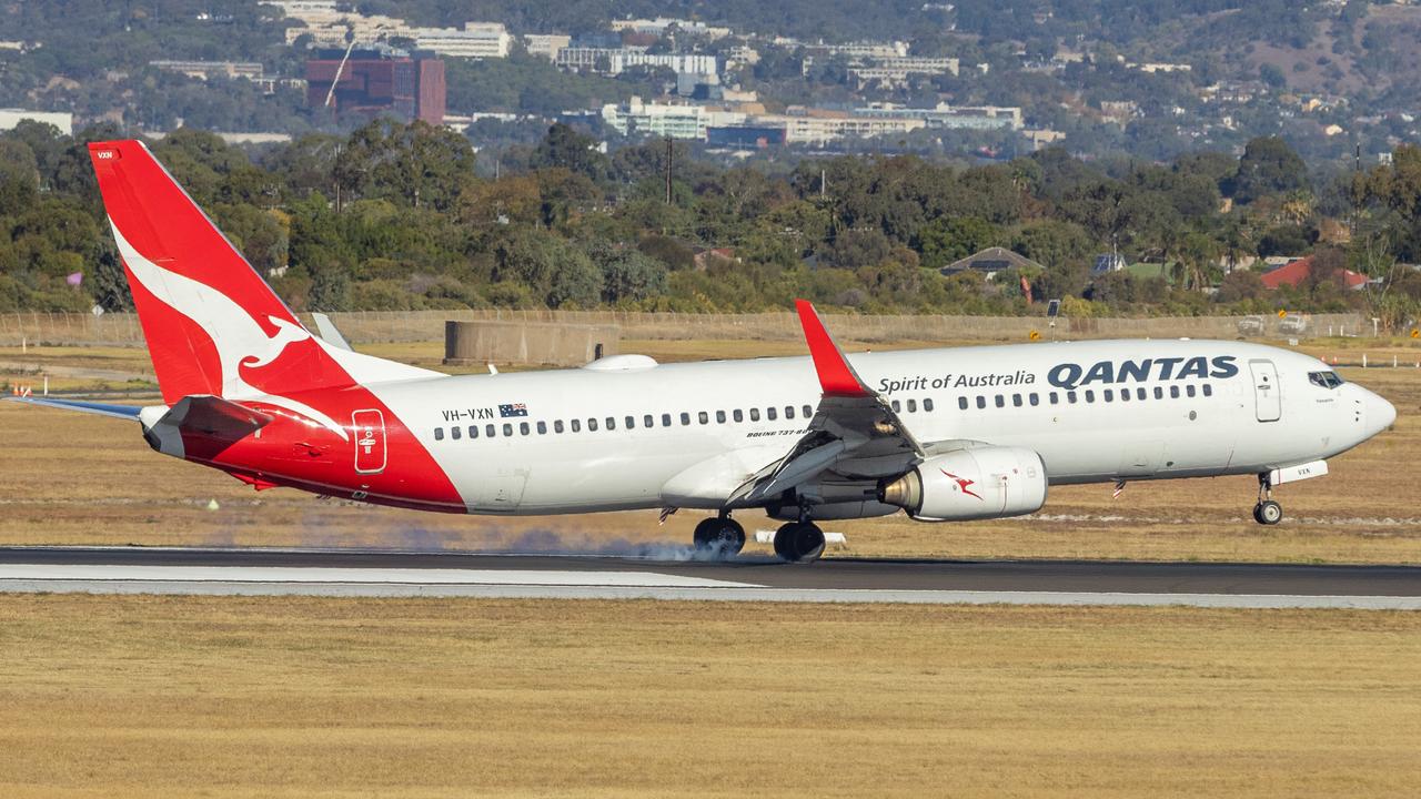 Qantas slashes more than 1 million fares