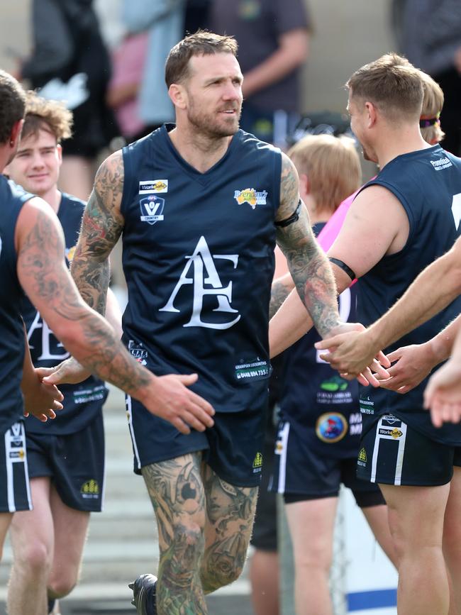 Dane Swan played a four-pointer against Great Western on Saturday. Picture Yuri Kouzmin