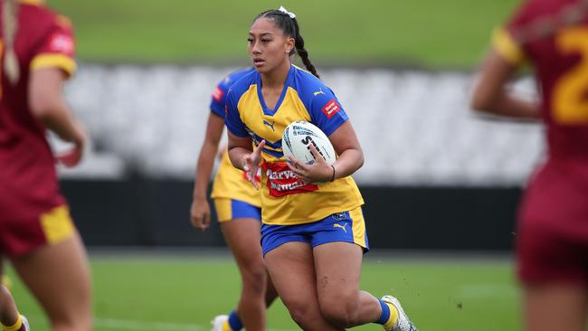 Manilita Takapautolo playing for the City under-17 women's side against Country.