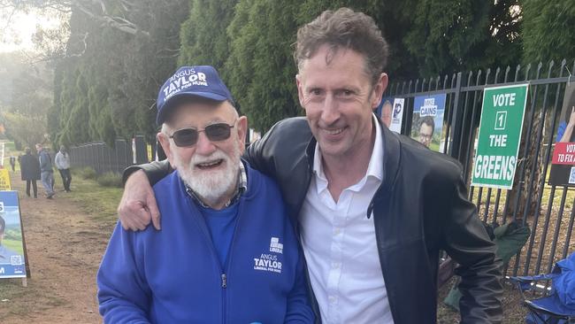 Member for Whitlam, Stephen Jones, for the Labor Party, with former member Michael Baume for the Liberal Party. Picture: Niki Iliagoueva