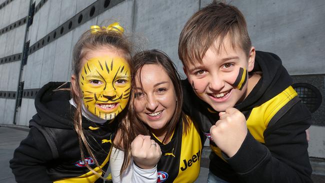 Richmond fans are thrilled to secure a spot in the finals. Picture: Ian Currie