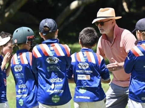 Chris Kenny coaching his young AFL football boys