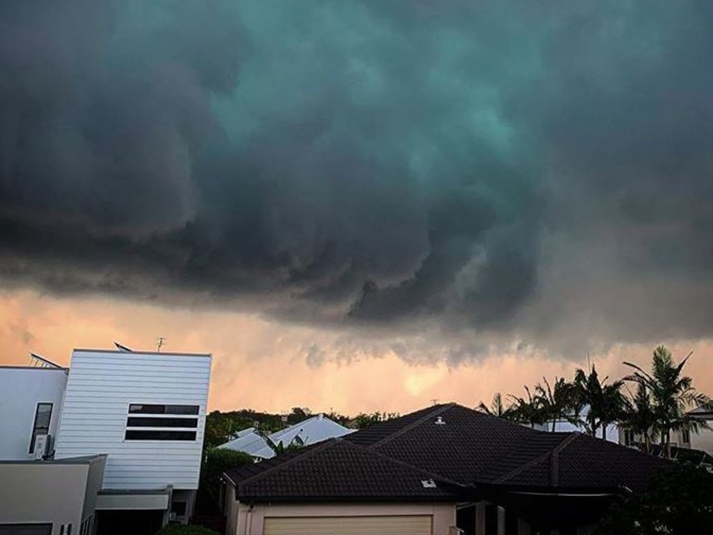 Storm clouds of the sunshine coast - Photo Instagram stupeace