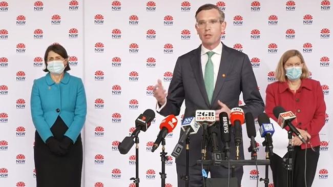 Gladys Berejiklian, Dominic Perrottet and Dr Kerry Chant speak to reporters.