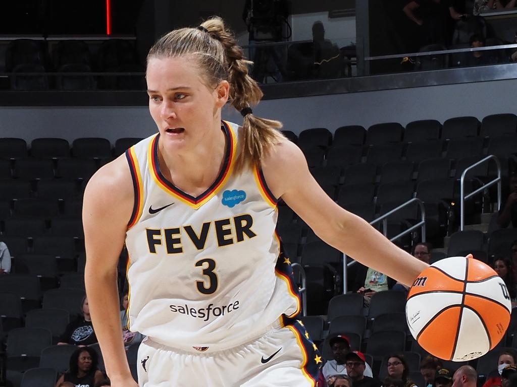 INDIANAPOLIS, IN - SEPTEMBER 1: Kristy Wallace #3 of the Indiana Fever drives to the basket during the game against the Dallas Wings on September 1, 2023 at Gainbridge Fieldhouse in Indianapolis, Indiana. NOTE TO USER: User expressly acknowledges and agrees that, by downloading and or using this Photograph, user is consenting to the terms and conditions of the Getty Images License Agreement. Mandatory Copyright Notice: Copyright 2023 NBAE (Photo by Ron Hoskins/NBAE via Getty Images)