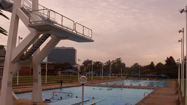 Flashback: The beloved Parramatta pools in November 1995.