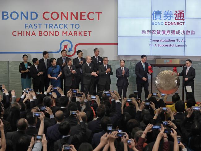 Chinese officials kick off trading on the long awaited Bond Connect link. Picture: Vincent Yu