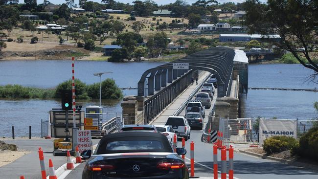 Floodwaters at Murray Bridge. Picture: Jo Schulz