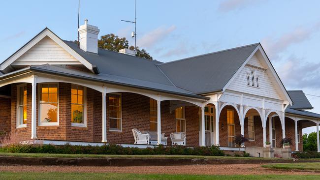 The 1908 Emu Creek homestead.