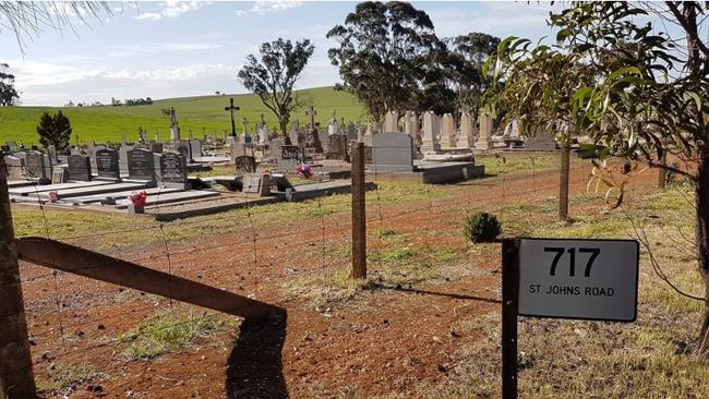 St John's cemetery at Kapunda.