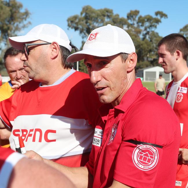 South Bendigo co-coach Troy Coates.