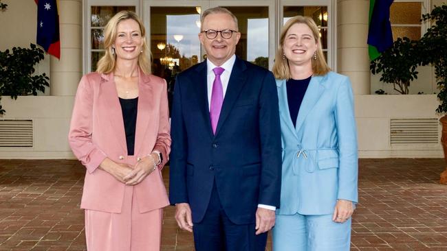 Prime Minister Anthony Albanese with his new Assistant Minister for Health and Aged Care, Indigenous Health, and Women, Rebecca White, and Minister for Agriculture, Fisheries and Forestry, Julie Collins.