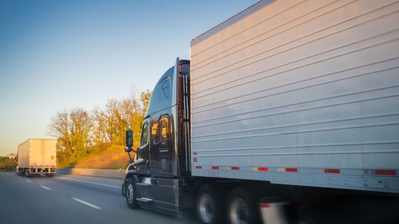 Two COVID positive truck drivers a 'low risk' to Western Australia