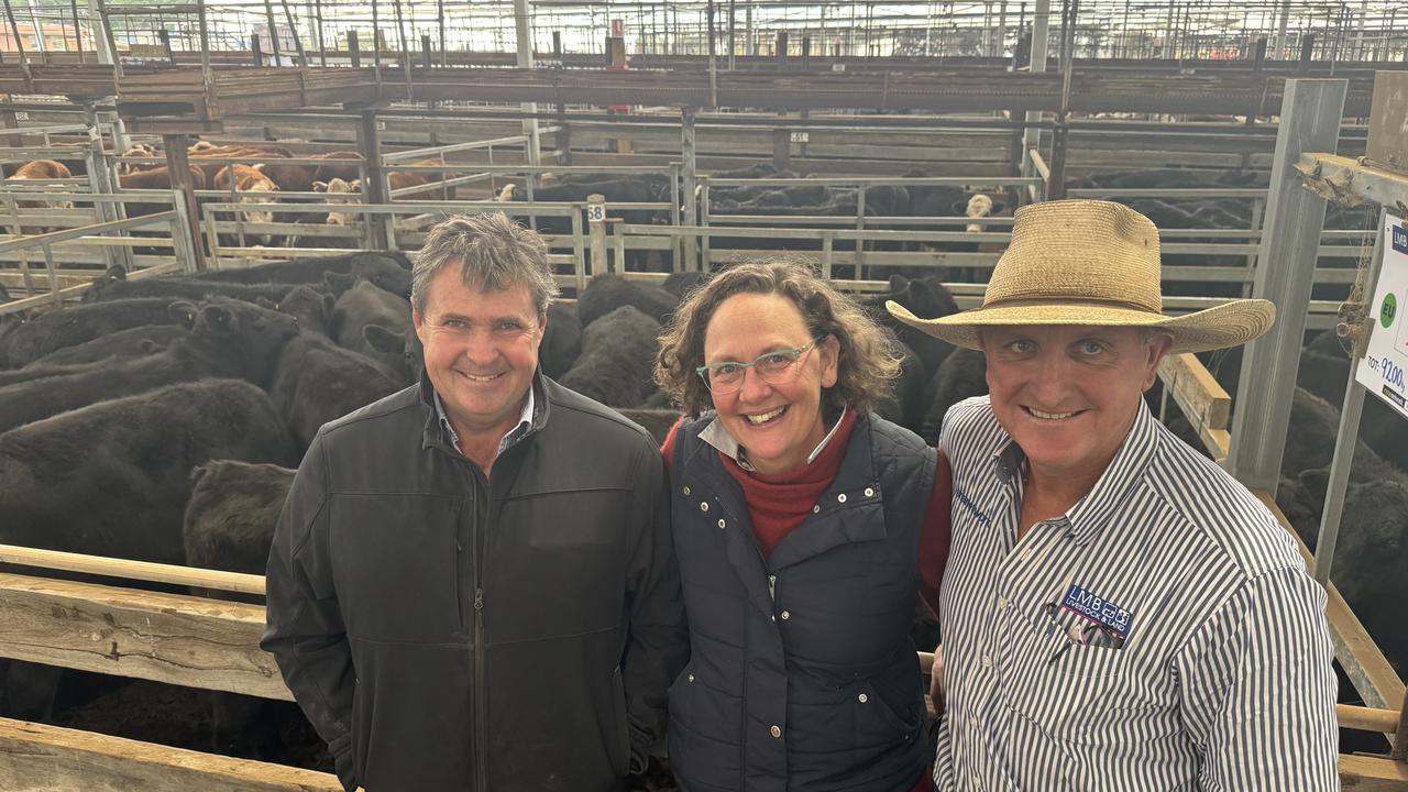 Hamilton store cattle sale saw strong feedlot interest push feeder ...