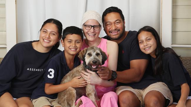 Arnika and Steve Kefu (centre) with kids Laila , Jacob and Chloe, along with dog Bandit. Picture: supplied by Mater