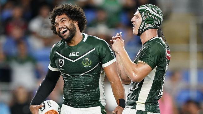 Adam Blair (left) and Kalyn Ponga of the Maori Kiwis during the NRL Indigenous All-Stars vs Maori Kiwis match in 2020. (AAP Image/Dave Hunt)