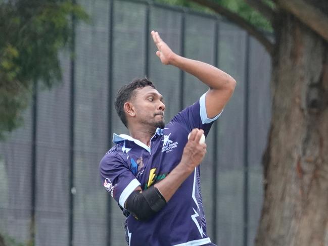 DDCA cricket: North Dandenong v Buckley Ridges at Lois Twohig Reserve. Buckley Ridges bowler Ishan Jayarathna. Picture: Valeriu Campan