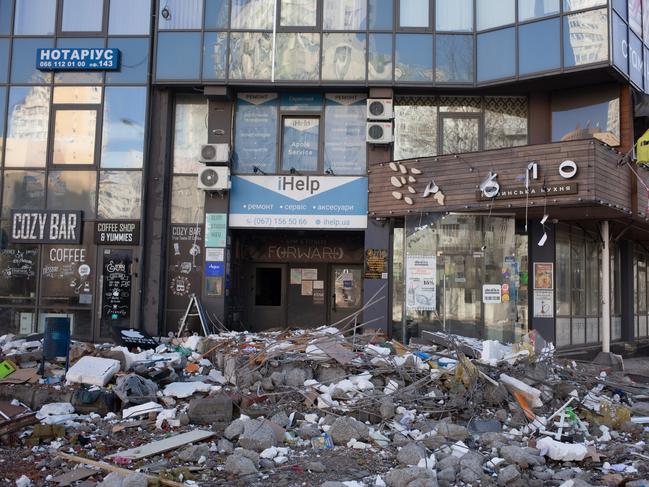 A view of rubble by the apartment block in 6A Lobanovsky Avenue which was hit with a missile in Kyiv, Ukraine. Picture: Anastasia Vlasova/Getty Images