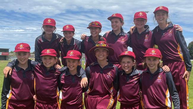 The winning Queensland team: Isabella Eisenmenger (back left), Amelia Kuhn, Sofia Velic, Annie O'Farrell, Lucinda Hillier, Amy Evison, Charlotte Rafton (front left), Lucy Logan, Georgia Black, Ayaka Stafford, Phoebe Howard, Jasmine Comerford. Picture: Shane Jones.