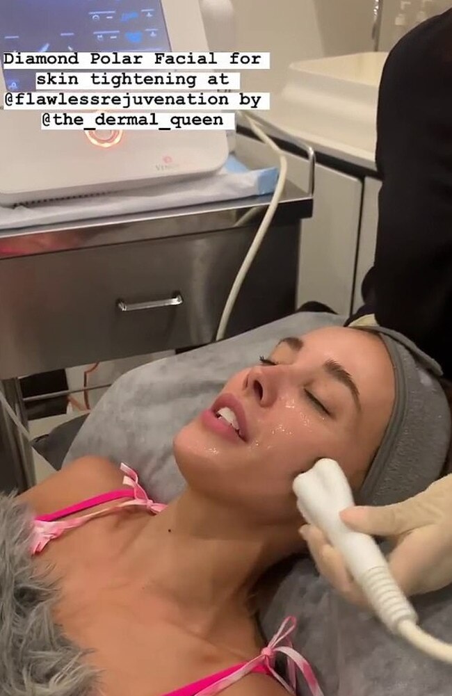 Judd’s facialist explained to her that to maximise the benefits of the procedure, follow-up sessions were a must. Picture: Instagram/becjudd